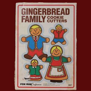 Vintage Gingerbread Cookie Cutters – Set of 4 – Fox Run – Holiday Baking